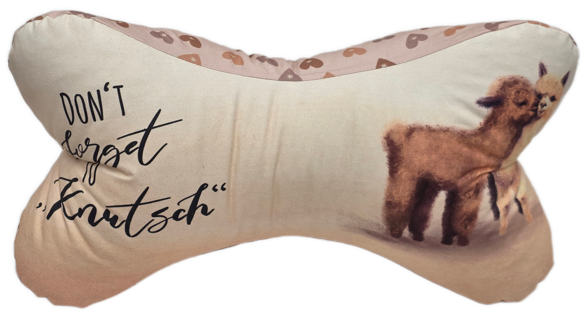 Handmade Leseknochen „Don’t forget to Knutsch“ – Alpaka Design