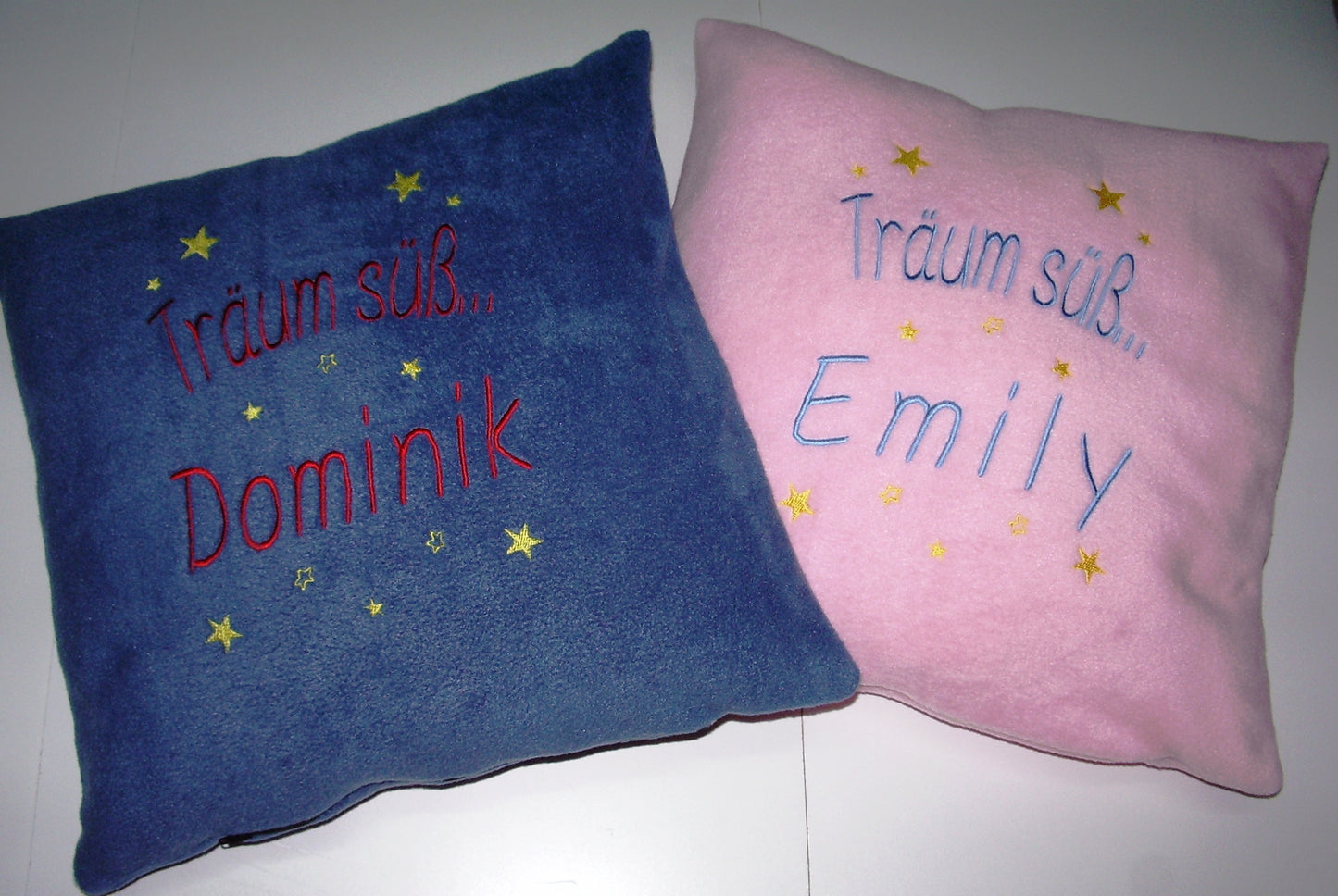 Kuschelkissen mit Namen und Spruch bestickt