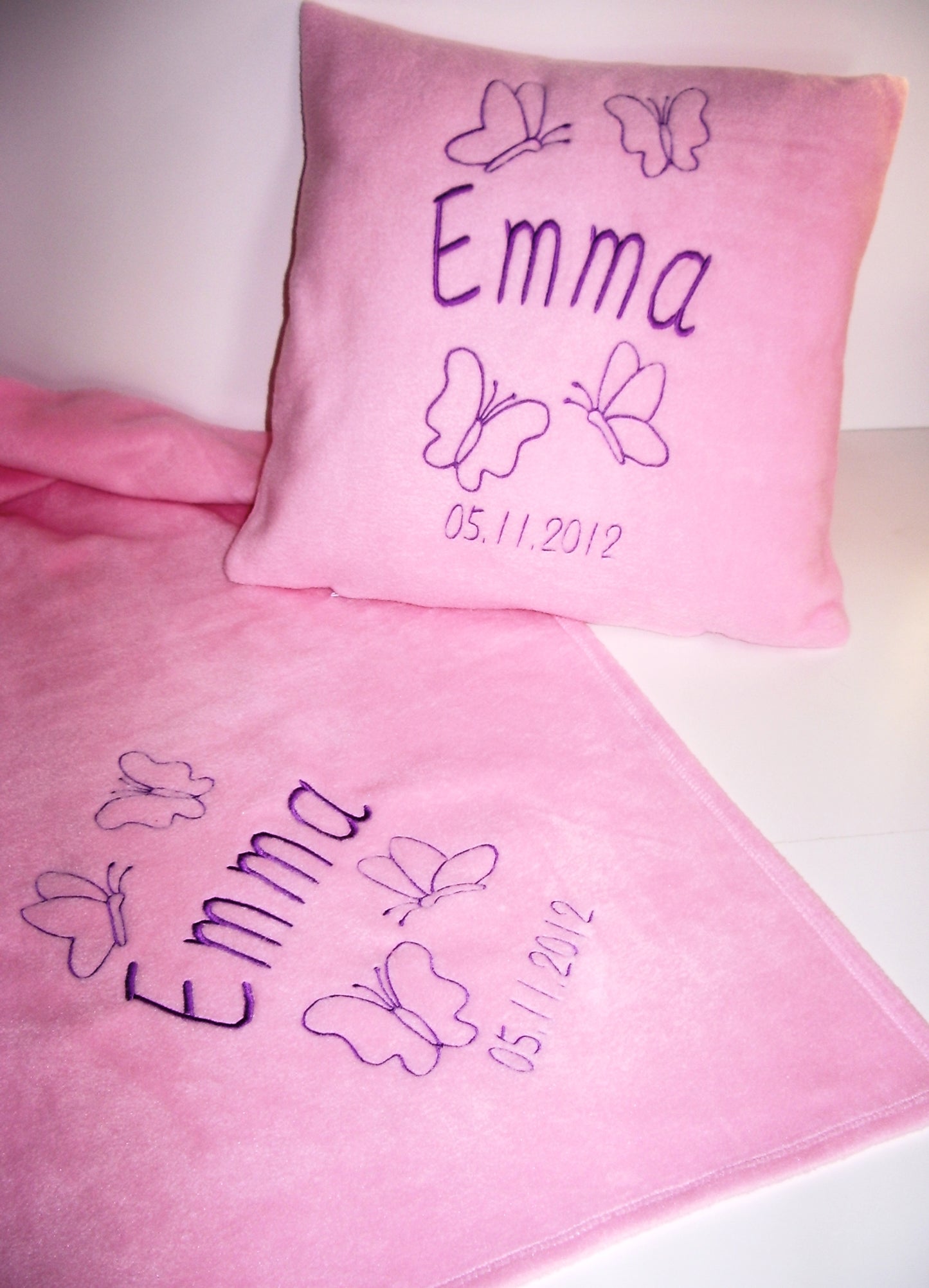 Sparset Babydecke und Kissen mit Namen bestickt *Schmetterlinge*